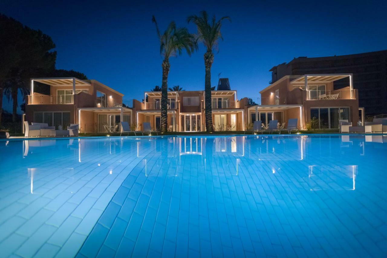 Residence Delfino, Portorosa Фурнари Экстерьер фото